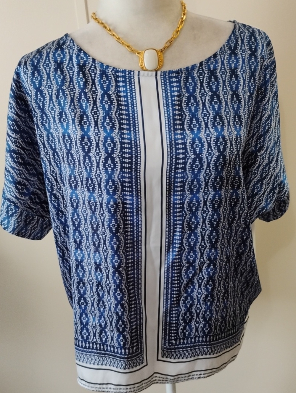 The Limited Blue and White Patterned Short-Sleeve Blouse